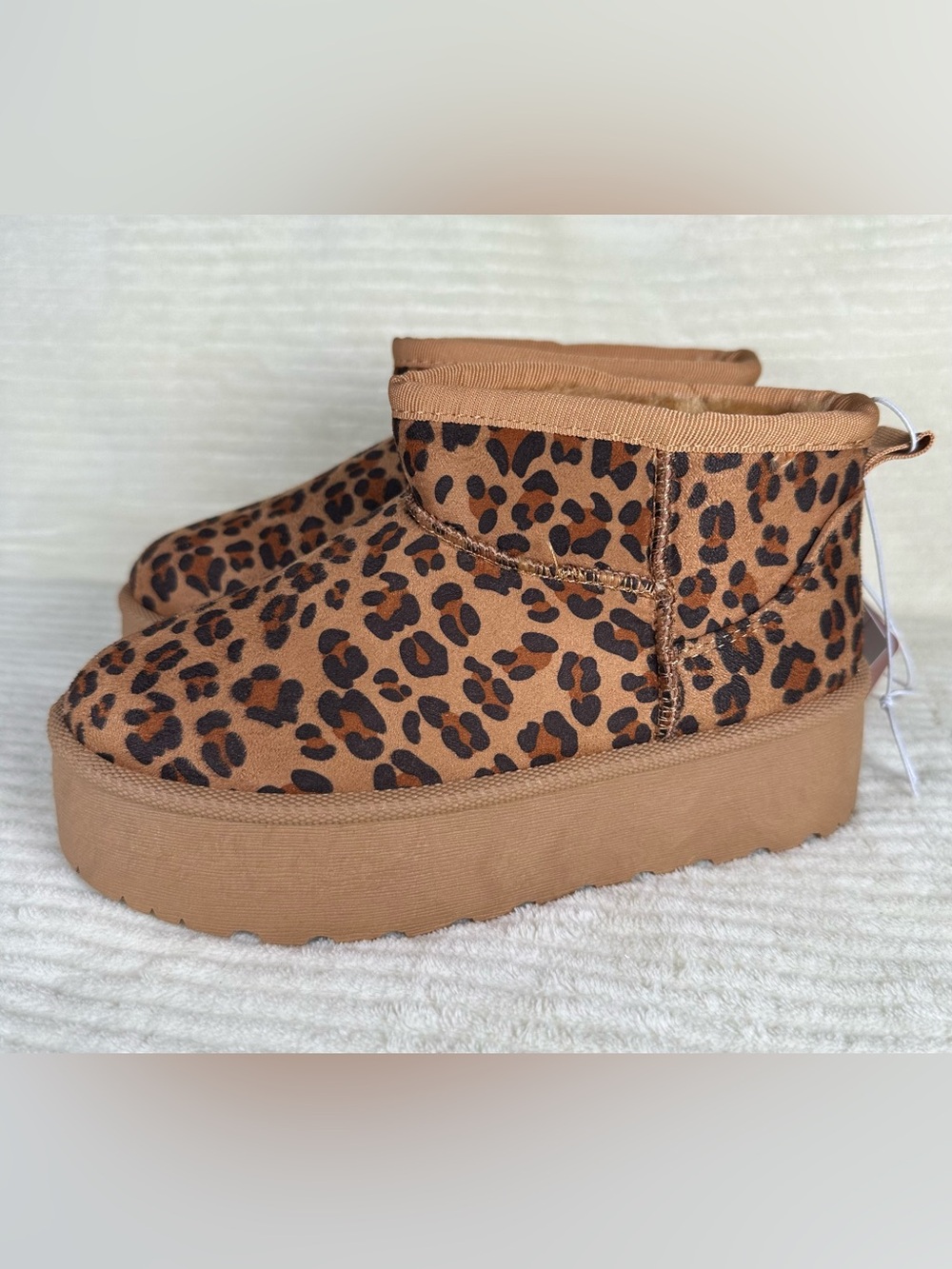 Olivia & Kate Little Girls Stormy Leopard Platform Booties NWT Size 13